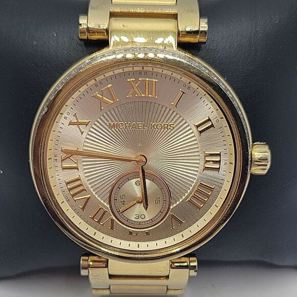 Michael Kors MK5867 Women's Stainless Steel Analog Champagne Dial Watch BC879 - Picture 1 of 10